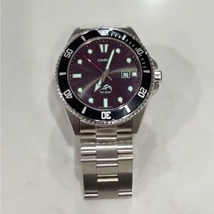 Casio Duro w/ sapphire red burst glass and oyster bracelet